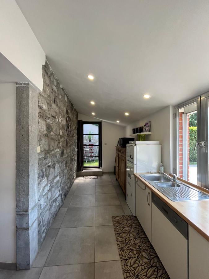Maison Villageoise Anhée Exterior foto